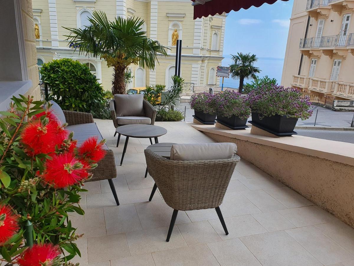 Superior Seaview Apartment Опатія Екстер'єр фото