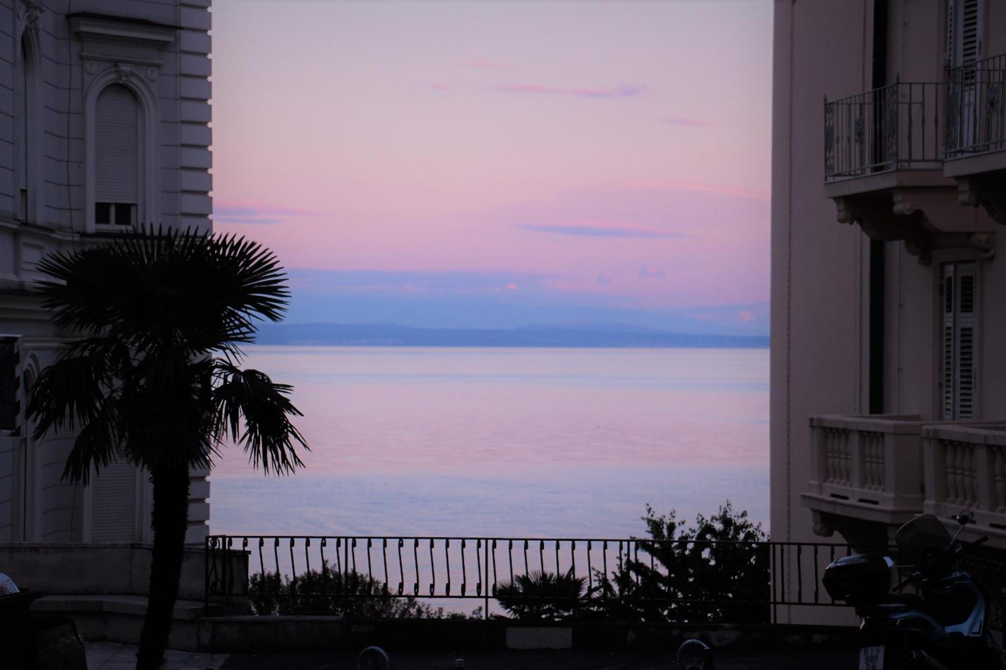 Superior Seaview Apartment Опатія Екстер'єр фото