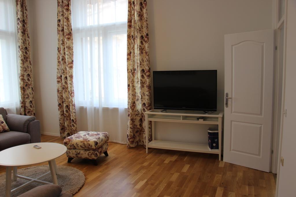 Superior Seaview Apartment Опатія Екстер'єр фото