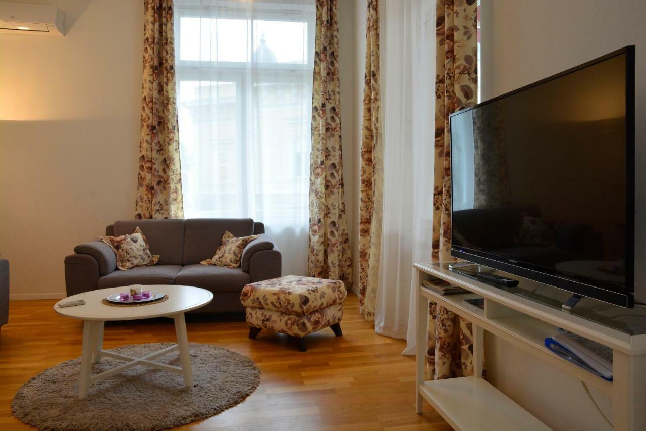 Superior Seaview Apartment Опатія Екстер'єр фото